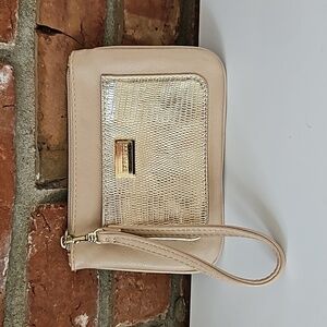 EXPRESS - Wristlet